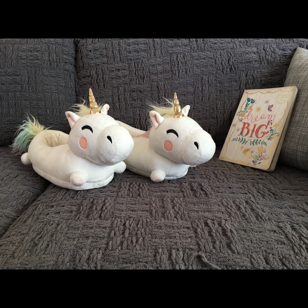 Unicorn Womens Light Up Plush Slippers with Remote - Picture 2 of 7